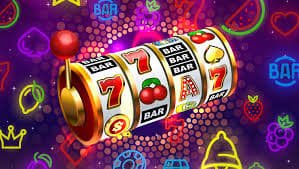 Studio Allbet — tiga meja dengan pencahayaan HD dan dealer berseragam Studio live dealer Allbet dengan tiga meja blackjack profesional